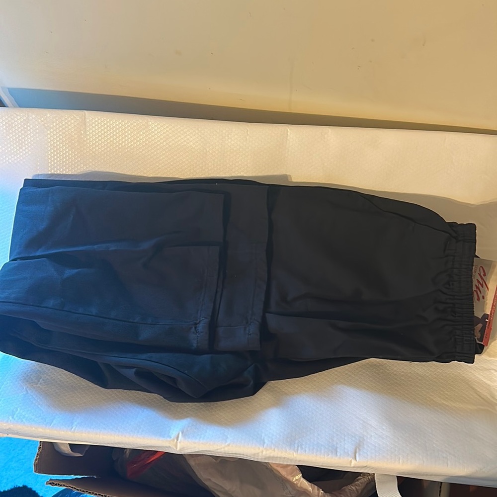 CHIC classic collection Womens cotton pull on pant with elastic waist